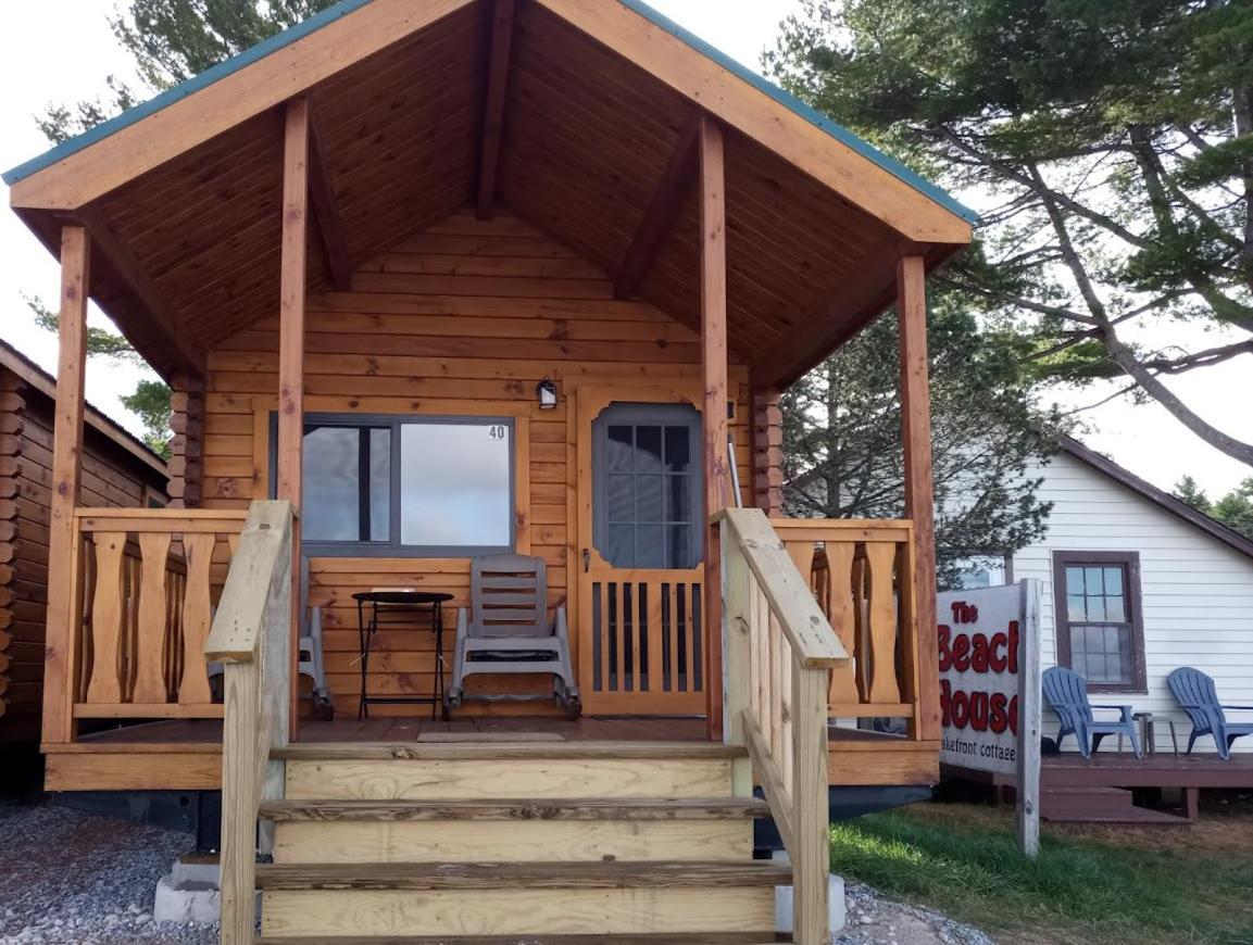 House Lakeside Village de vacances Mackinaw City