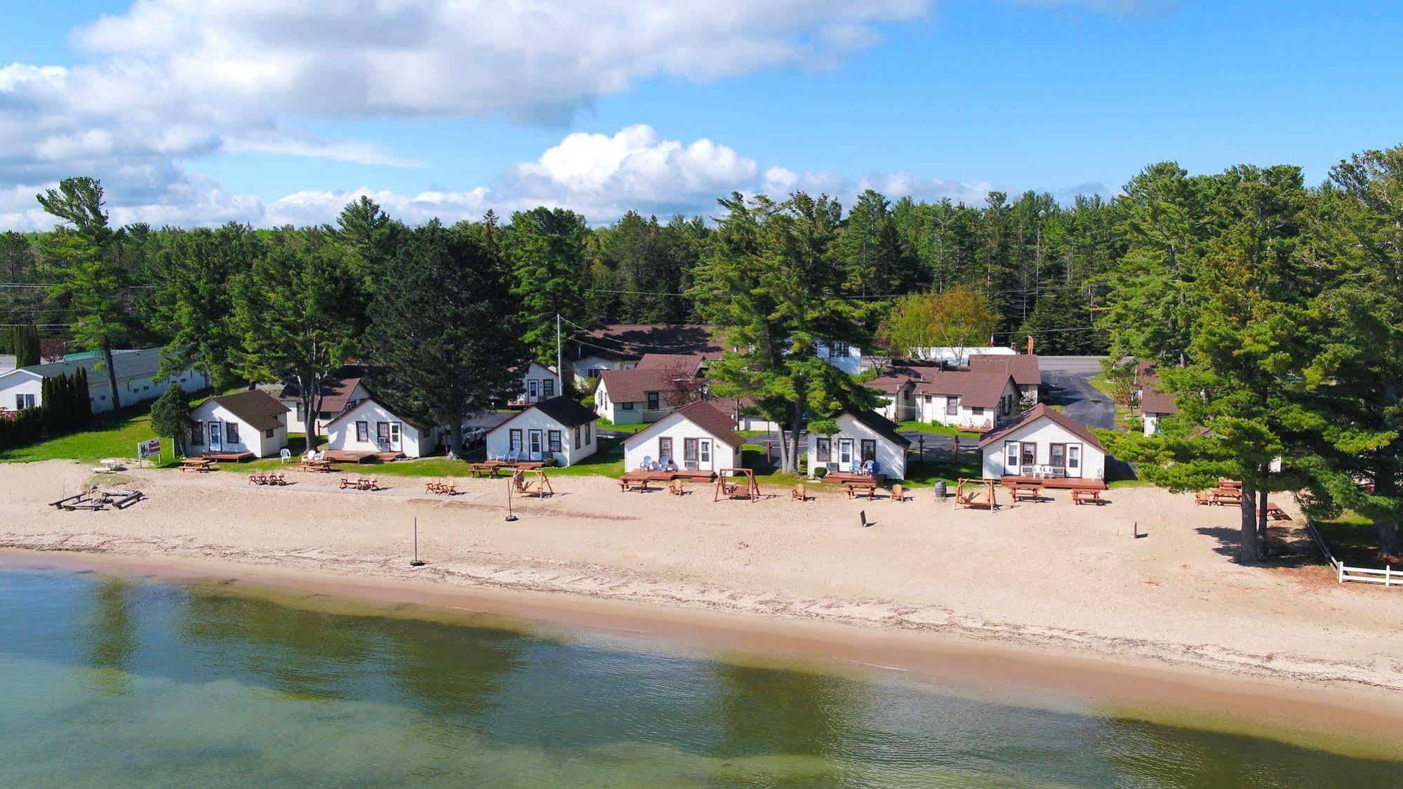 House Lakeside
